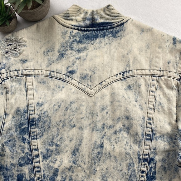True Religion Jimmy Distressed Denim Acid Wash LS Bomber Jacket (White Tide) - Picture 7 of 16